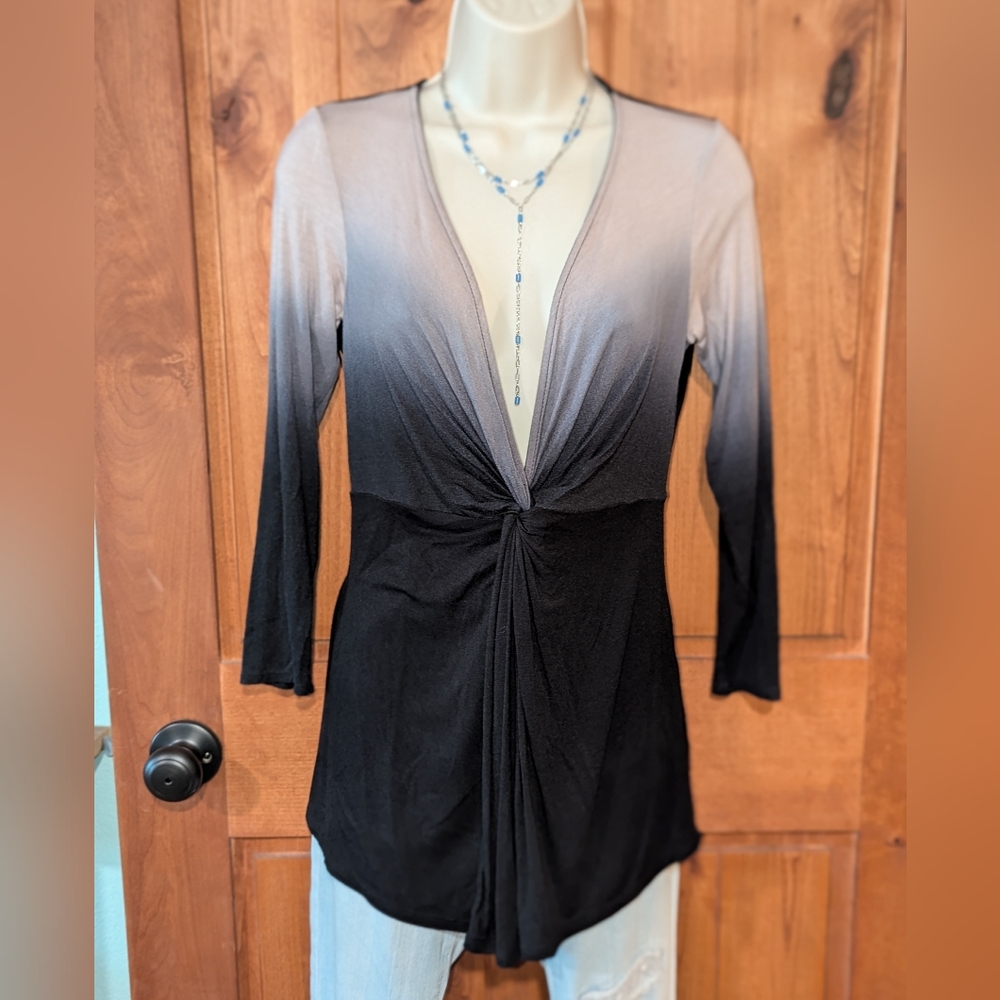 VENUS Black and Gray Ombre Top